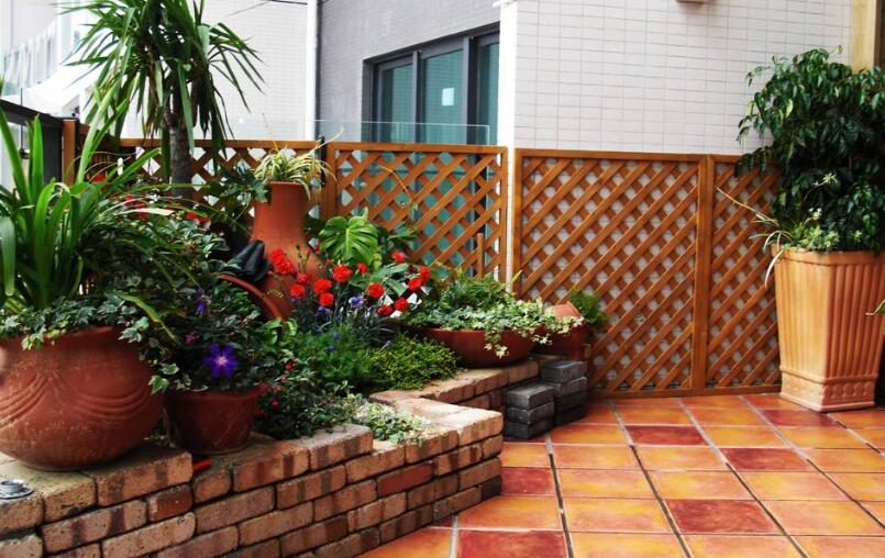 小型露台花园阳台装修效果图