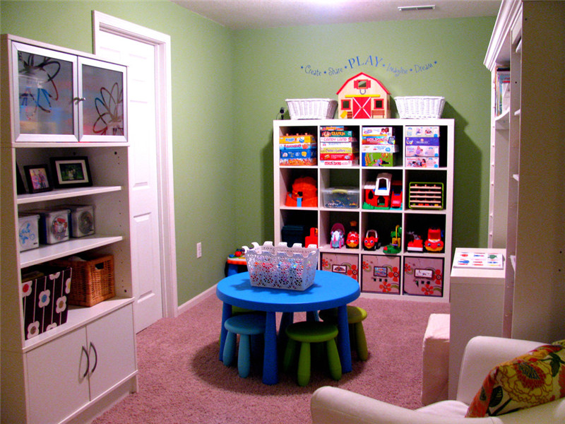 彩色儿童房活动室装修效果设计