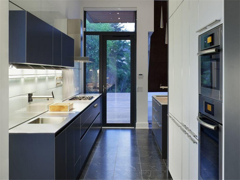 现代小厨房整体橱柜装修图